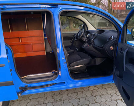 Синий Рено Кенгу, объемом двигателя 0 л и пробегом 39 тыс. км за 6700 $, фото 25 на Automoto.ua