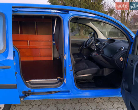 Синий Рено Кенгу, объемом двигателя 0 л и пробегом 39 тыс. км за 6700 $, фото 26 на Automoto.ua