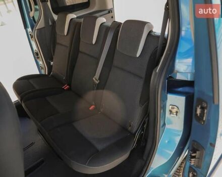 Синий Рено Кенгу, объемом двигателя 1.2 л и пробегом 110 тыс. км за 6490 $, фото 14 на Automoto.ua