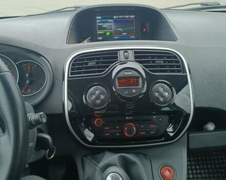 Синий Рено Кенгу, объемом двигателя 1.46 л и пробегом 265 тыс. км за 10700 $, фото 3 на Automoto.ua