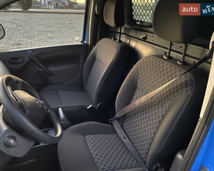 Синий Рено Кенгу, объемом двигателя 0 л и пробегом 39 тыс. км за 6700 $, фото 29 на Automoto.ua