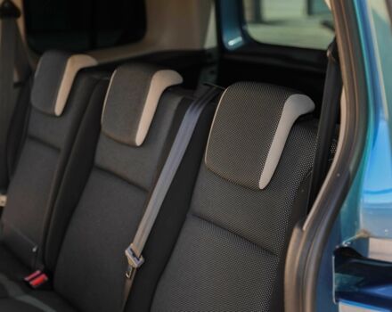 Синий Рено Кенгу, объемом двигателя 1.2 л и пробегом 110 тыс. км за 6490 $, фото 17 на Automoto.ua