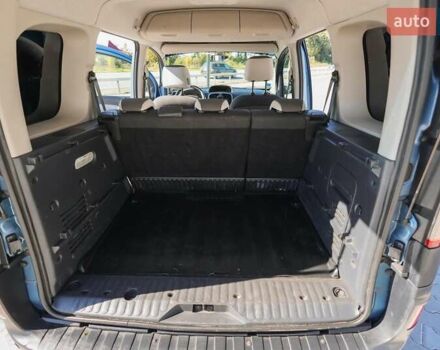 Синий Рено Кенгу, объемом двигателя 1.2 л и пробегом 110 тыс. км за 6490 $, фото 19 на Automoto.ua