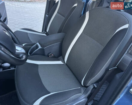 Синий Рено Кенгу, объемом двигателя 1.5 л и пробегом 149 тыс. км за 12900 $, фото 15 на Automoto.ua