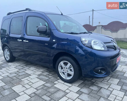 Синий Рено Кенгу, объемом двигателя 1.5 л и пробегом 180 тыс. км за 12750 $, фото 5 на Automoto.ua