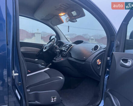 Синий Рено Кенгу, объемом двигателя 1.5 л и пробегом 180 тыс. км за 12750 $, фото 31 на Automoto.ua