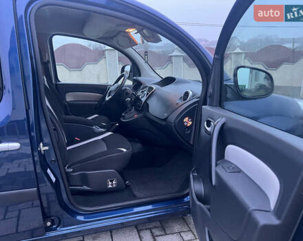 Синий Рено Кенгу, объемом двигателя 1.5 л и пробегом 180 тыс. км за 12750 $, фото 30 на Automoto.ua