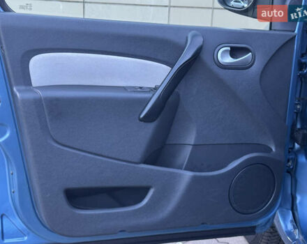Синий Рено Кенгу, объемом двигателя 1.5 л и пробегом 149 тыс. км за 12900 $, фото 13 на Automoto.ua