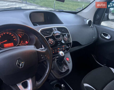 Синий Рено Кенгу, объемом двигателя 1.5 л и пробегом 180 тыс. км за 12750 $, фото 17 на Automoto.ua