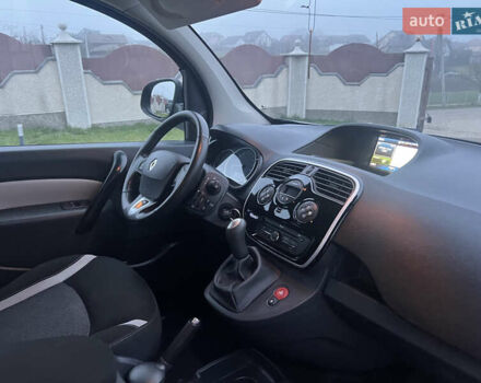 Синий Рено Кенгу, объемом двигателя 1.5 л и пробегом 180 тыс. км за 12750 $, фото 32 на Automoto.ua