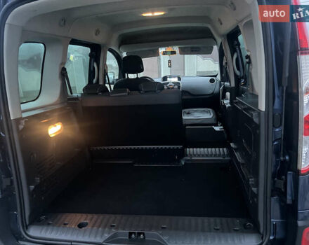 Синий Рено Кенгу, объемом двигателя 1.5 л и пробегом 180 тыс. км за 12750 $, фото 52 на Automoto.ua