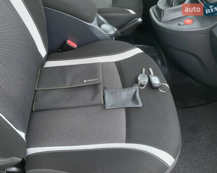 Синий Рено Кенгу, объемом двигателя 1.5 л и пробегом 180 тыс. км за 12750 $, фото 103 на Automoto.ua