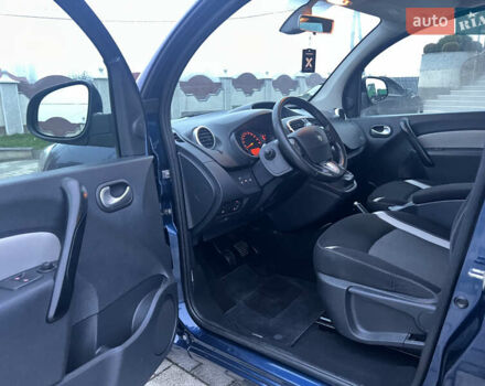 Синий Рено Кенгу, объемом двигателя 1.5 л и пробегом 180 тыс. км за 12750 $, фото 15 на Automoto.ua