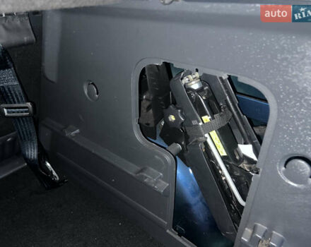 Синий Рено Кенгу, объемом двигателя 1.5 л и пробегом 180 тыс. км за 12750 $, фото 43 на Automoto.ua