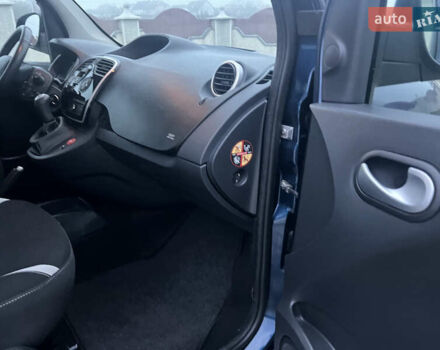 Синий Рено Кенгу, объемом двигателя 1.5 л и пробегом 180 тыс. км за 12750 $, фото 37 на Automoto.ua