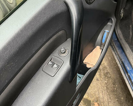 Синій Рено Кєнгу, об'ємом двигуна 1.2 л та пробігом 120 тис. км за 8900 $, фото 11 на Automoto.ua