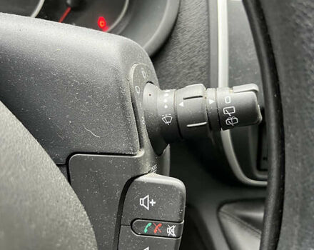 Синій Рено Кєнгу, об'ємом двигуна 1.2 л та пробігом 120 тис. км за 8900 $, фото 14 на Automoto.ua