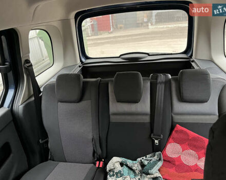 Синій Рено Кєнгу, об'ємом двигуна 1.2 л та пробігом 120 тис. км за 8900 $, фото 9 на Automoto.ua