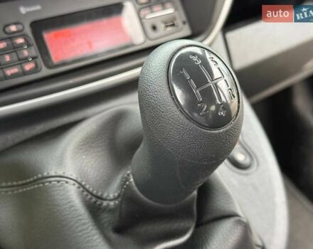 Синий Рено Кенгу, объемом двигателя 1.5 л и пробегом 128 тыс. км за 13999 $, фото 25 на Automoto.ua