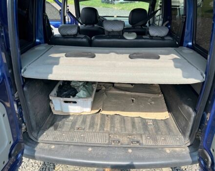 Синий Рено Кенгу, объемом двигателя 1.5 л и пробегом 290 тыс. км за 4400 $, фото 4 на Automoto.ua