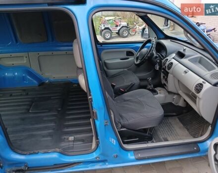 Синий Рено Кенгу, объемом двигателя 1.5 л и пробегом 400 тыс. км за 3100 $, фото 1 на Automoto.ua