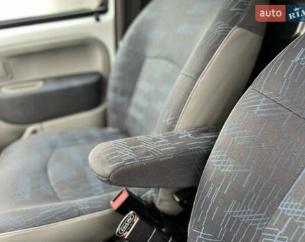 Зелений Рено Кєнгу, об'ємом двигуна 1.46 л та пробігом 220 тис. км за 3200 $, фото 20 на Automoto.ua