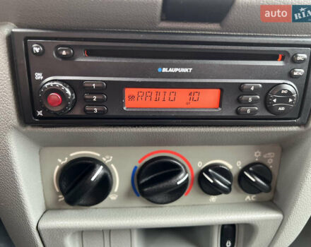 Зелений Рено Кєнгу, об'ємом двигуна 1.46 л та пробігом 220 тис. км за 3200 $, фото 18 на Automoto.ua