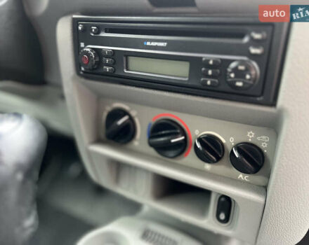 Зелений Рено Кєнгу, об'ємом двигуна 1.46 л та пробігом 220 тис. км за 3200 $, фото 23 на Automoto.ua