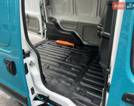 Зелений Рено Кєнгу, об'ємом двигуна 1.46 л та пробігом 220 тис. км за 3200 $, фото 26 на Automoto.ua