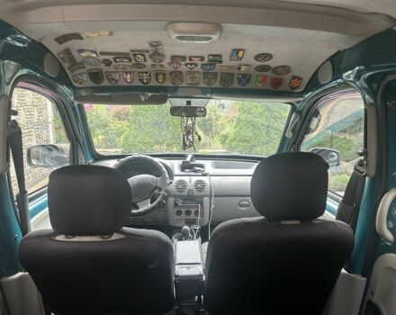 Зеленый Рено Кенгу, объемом двигателя 1.1 л и пробегом 256 тыс. км за 4450 $, фото 4 на Automoto.ua