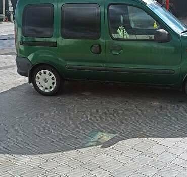 Зеленый Рено Кенгу, объемом двигателя 1.9 л и пробегом 400 тыс. км за 3300 $, фото 1 на Automoto.ua