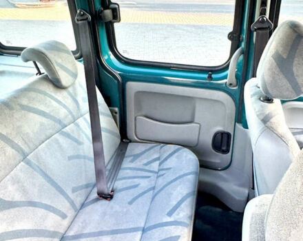 Зеленый Рено Кенгу, объемом двигателя 1.4 л и пробегом 209 тыс. км за 3600 $, фото 20 на Automoto.ua