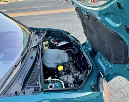 Зеленый Рено Кенгу, объемом двигателя 1.4 л и пробегом 209 тыс. км за 3600 $, фото 9 на Automoto.ua