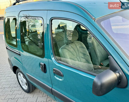 Зеленый Рено Кенгу, объемом двигателя 1.4 л и пробегом 209 тыс. км за 3600 $, фото 11 на Automoto.ua