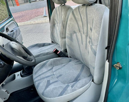 Зеленый Рено Кенгу, объемом двигателя 1.4 л и пробегом 209 тыс. км за 3600 $, фото 25 на Automoto.ua