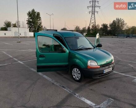 Зеленый Рено Кенгу, объемом двигателя 1.5 л и пробегом 245 тыс. км за 3500 $, фото 4 на Automoto.ua