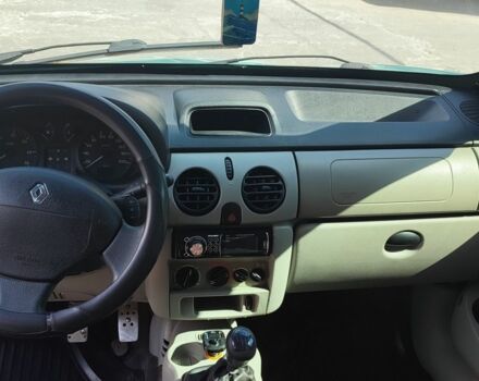 Зеленый Рено Кенгу, объемом двигателя 1.4 л и пробегом 300 тыс. км за 4000 $, фото 4 на Automoto.ua