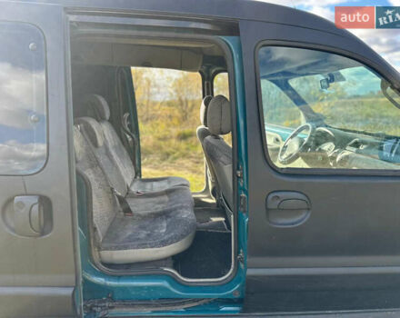 Зелений Рено Кєнгу, об'ємом двигуна 1.6 л та пробігом 245 тис. км за 4000 $, фото 2 на Automoto.ua