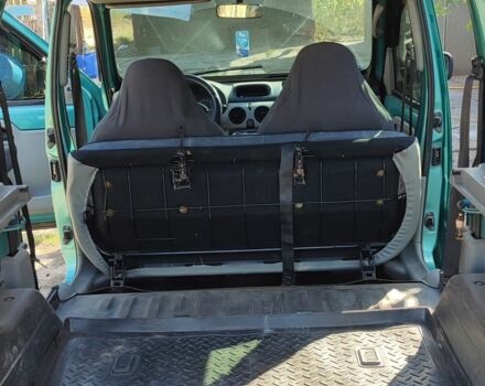 Зеленый Рено Кенгу, объемом двигателя 1.4 л и пробегом 300 тыс. км за 4000 $, фото 5 на Automoto.ua