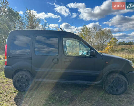 Зелений Рено Кєнгу, об'ємом двигуна 1.6 л та пробігом 245 тис. км за 4000 $, фото 3 на Automoto.ua