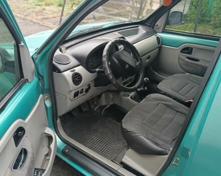 Зеленый Рено Кенгу, объемом двигателя 1.5 л и пробегом 345 тыс. км за 2000 $, фото 4 на Automoto.ua