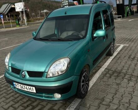 Зеленый Рено Кенгу, объемом двигателя 1.5 л и пробегом 300 тыс. км за 3800 $, фото 3 на Automoto.ua