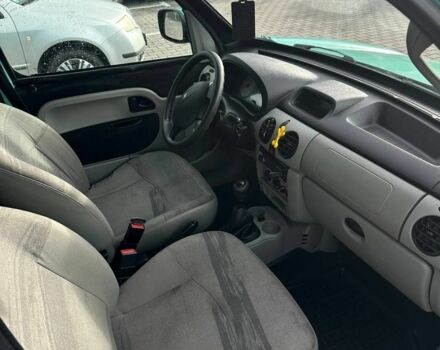 Зеленый Рено Кенгу, объемом двигателя 1.5 л и пробегом 300 тыс. км за 3800 $, фото 17 на Automoto.ua