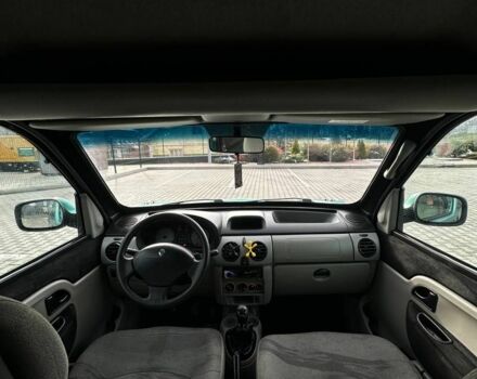 Зеленый Рено Кенгу, объемом двигателя 1.5 л и пробегом 300 тыс. км за 3800 $, фото 20 на Automoto.ua