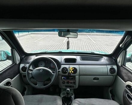 Зеленый Рено Кенгу, объемом двигателя 1.5 л и пробегом 300 тыс. км за 3800 $, фото 13 на Automoto.ua