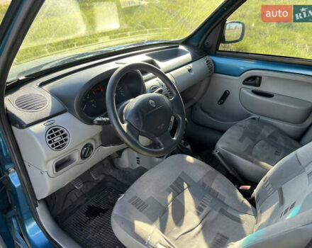 Зеленый Рено Кенгу, объемом двигателя 1.5 л и пробегом 371 тыс. км за 1700 $, фото 2 на Automoto.ua