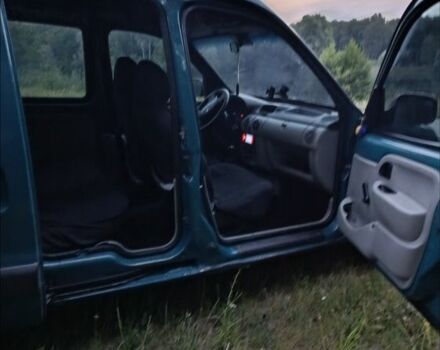 Зелений Рено Кєнгу, об'ємом двигуна 1.4 л та пробігом 243 тис. км за 3400 $, фото 6 на Automoto.ua