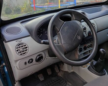 Зеленый Рено Кенгу, объемом двигателя 0 л и пробегом 244 тыс. км за 5300 $, фото 3 на Automoto.ua