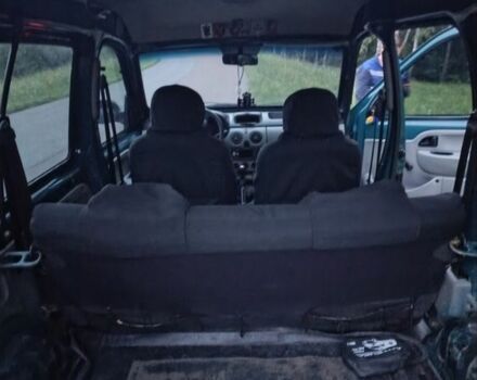 Зелений Рено Кєнгу, об'ємом двигуна 1.4 л та пробігом 243 тис. км за 3400 $, фото 7 на Automoto.ua