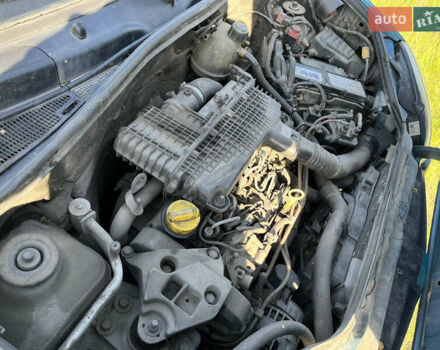 Зеленый Рено Кенгу, объемом двигателя 1.5 л и пробегом 371 тыс. км за 1700 $, фото 13 на Automoto.ua